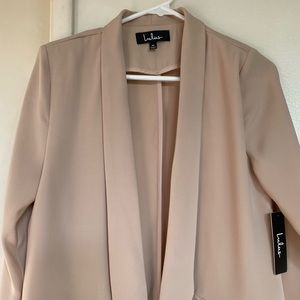 Lulu’s Miss Punctuality Lightweight Blazer Beige M